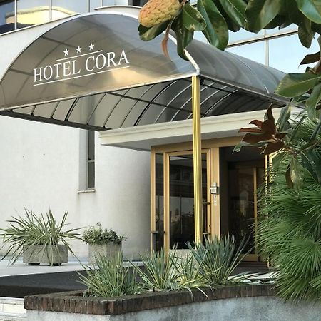 Hotel Cora Carate Brianza Dış mekan fotoğraf