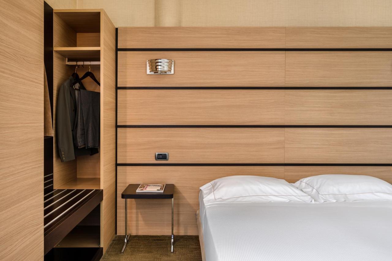 Hotel Cora Carate Brianza Dış mekan fotoğraf