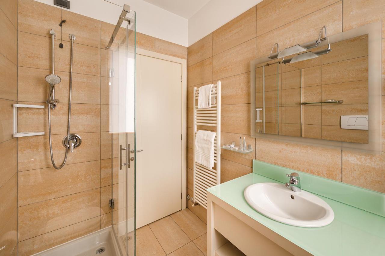 Hotel Cora Carate Brianza Dış mekan fotoğraf