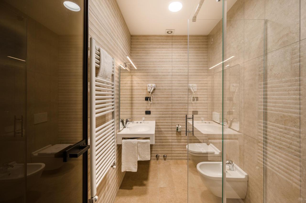Hotel Cora Carate Brianza Dış mekan fotoğraf
