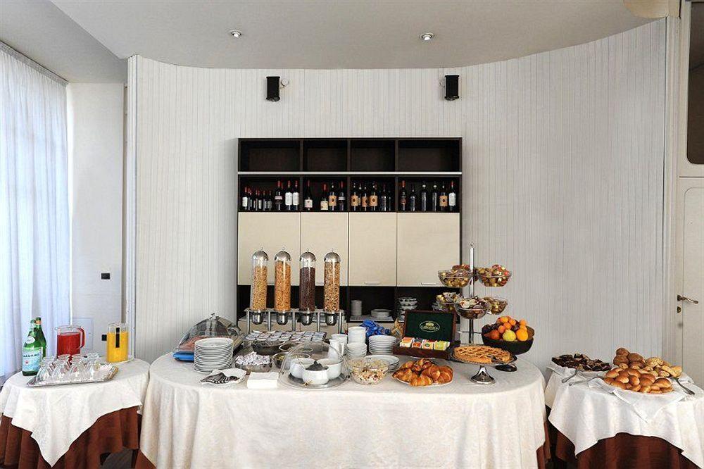 Hotel Cora Carate Brianza Dış mekan fotoğraf