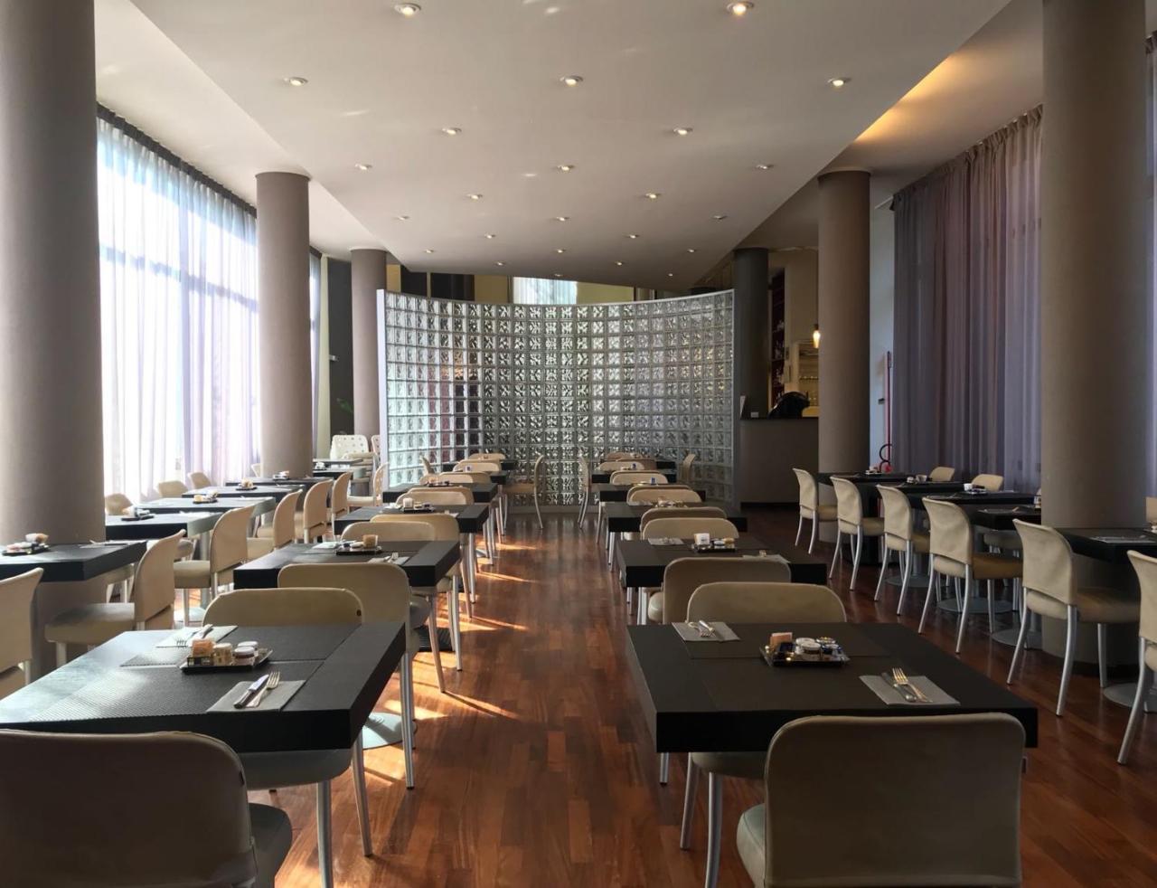 Hotel Cora Carate Brianza Dış mekan fotoğraf