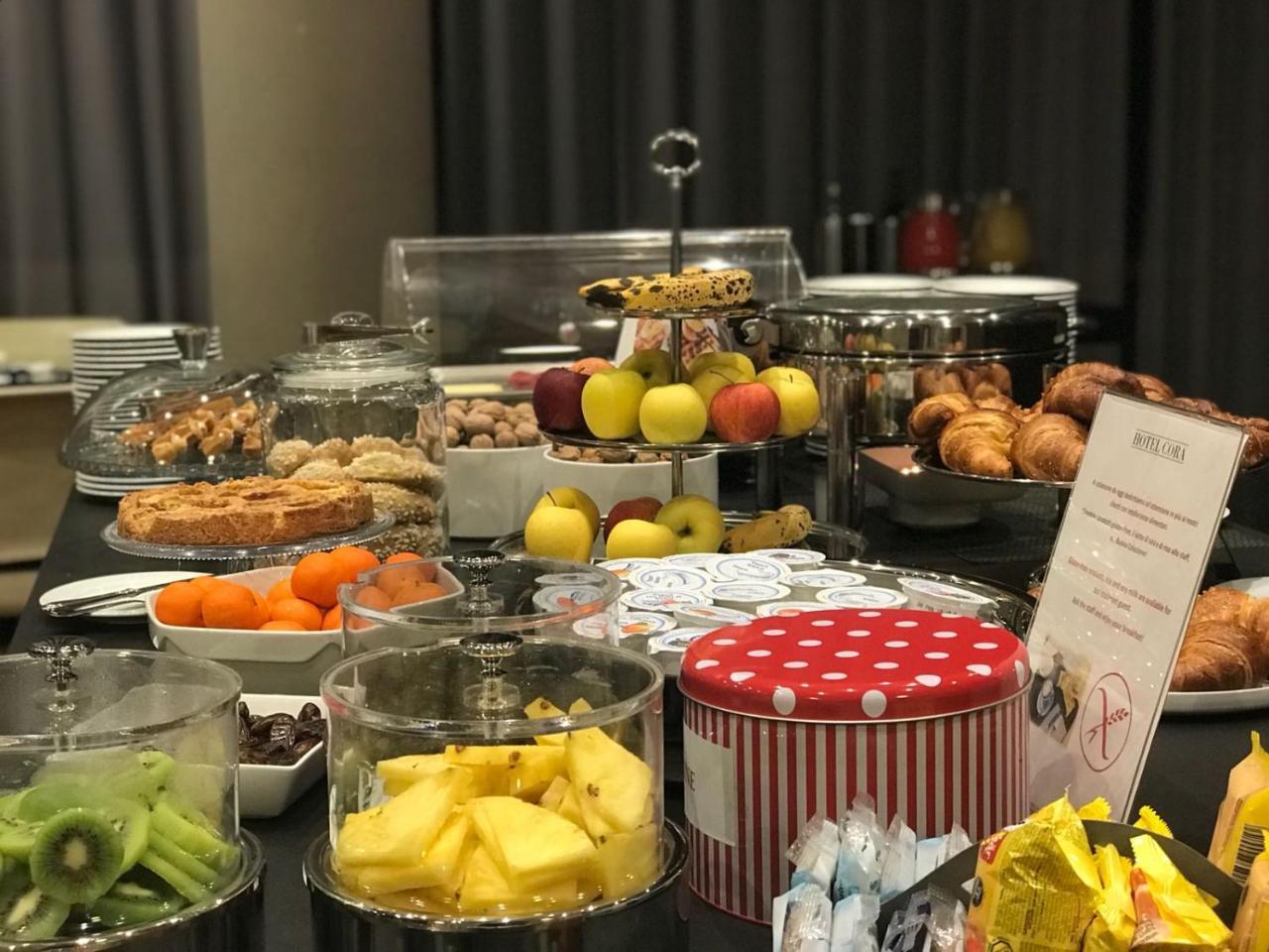 Hotel Cora Carate Brianza Dış mekan fotoğraf